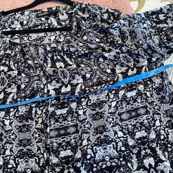 Sara Studio Viscose XL Peasant Blouse Bohemian Style Black and White In EUC - Picture 4 of 8